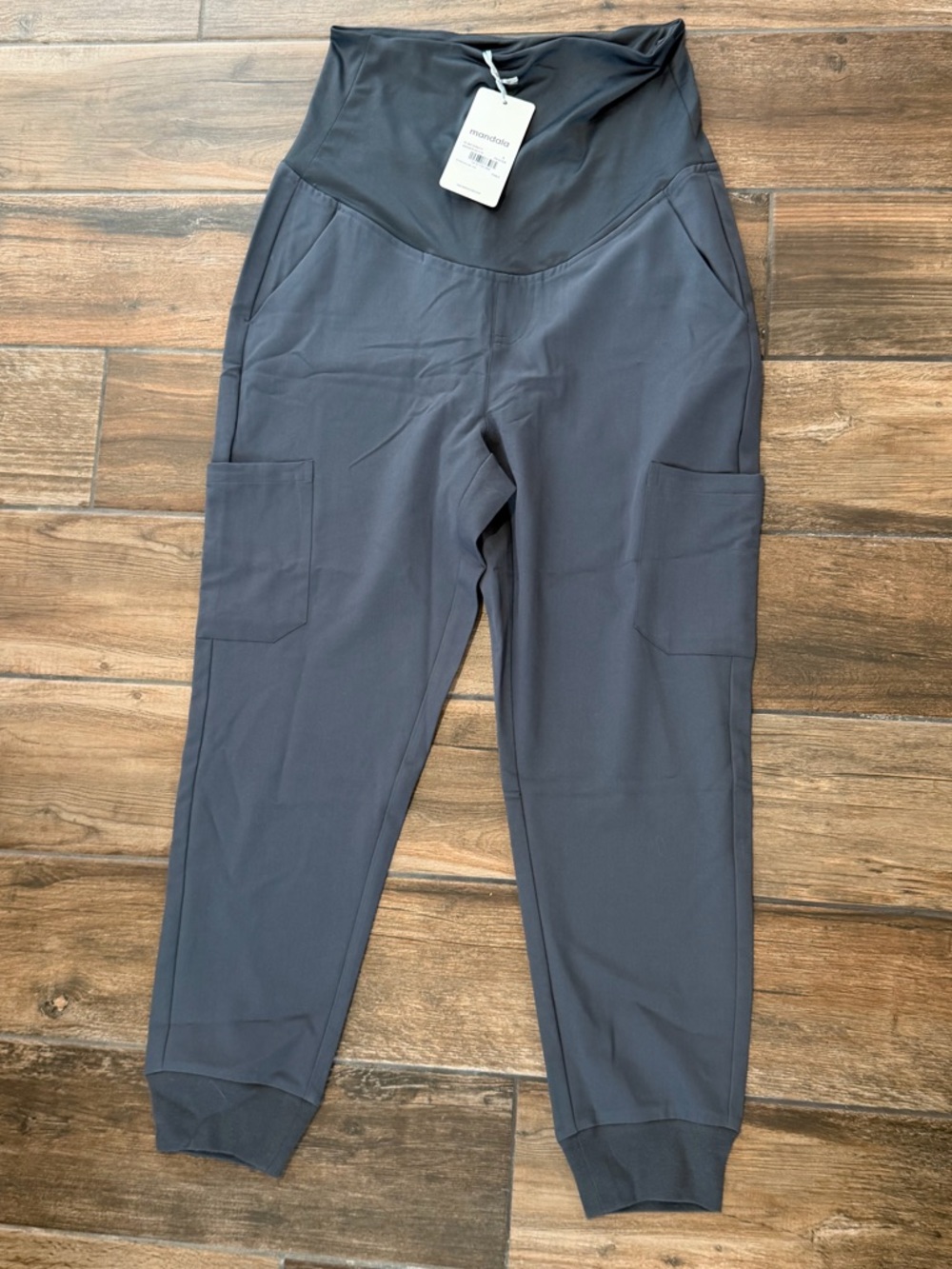 NWT Mandala Maternity Jogger Scrub Pants in Dark Charcoal